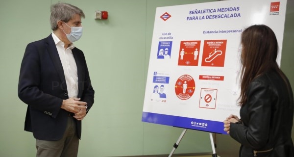 Preparamos la desescalada en Metro con nueva señalización que informa de las condiciones de viaje