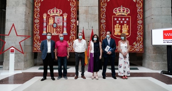 Díaz Ayuso suma a los sindicatos a su iniciativa de teletrabajo dirigida a los empleados públicos