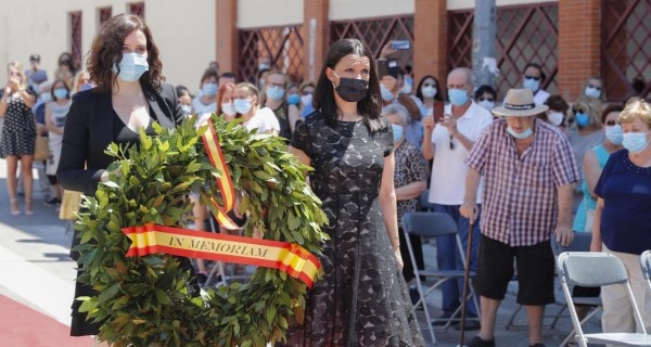 Díaz Ayuso rinde homenaje a las víctimas del COVID-19