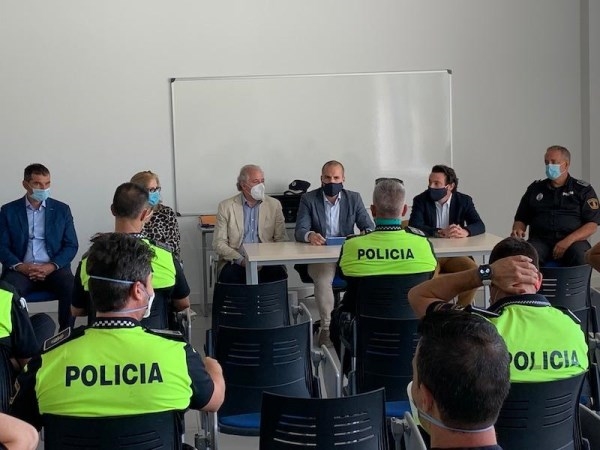 El Ayuntamiento refuerza la Policía con nueva jefatura, más agentes, inversiones y refuerzos en los turnos