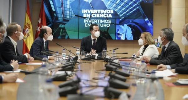 Aguado subraya la importancia de la investigación: “Invertir en ciencia es invertir en futuro”