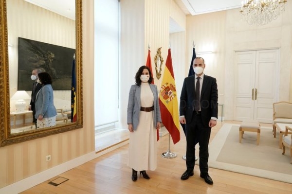 Álvarez Ustarroz se reúne con Díaz Ayuso para "impulsar importantes proyectos" para Majadahonda