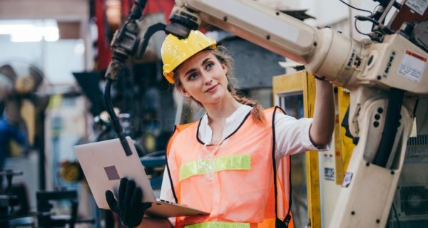 Destinamos 4 millones para mejorar la competitividad de las pymes industriales