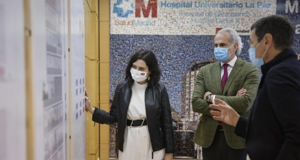 Díaz Ayuso garantiza que la modernización de los hospitales públicos “avanza con paso firme”