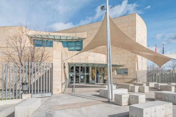 La Biblioteca Municipal amplía su horario ante la época de exámenes