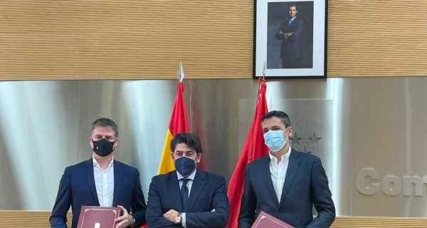 Renovamos un convenio para mejorar las viviendas sociales de familias en riesgo de exclusión