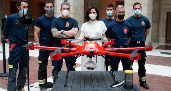 Díaz Ayuso presenta el Plan INFOMA 2021 con 100 nuevos bomberos y una pionera unidad de drones