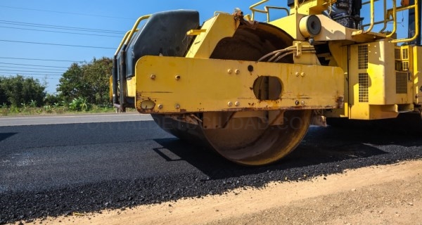 Invertimos 4,8 millones de euros en mejorar los firmes de 15 municipios de la región