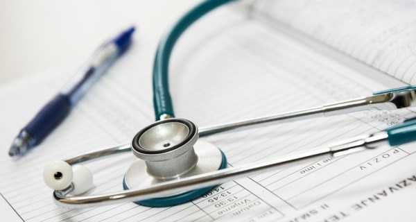 Mejoraremos las retribuciones salariales a los profesionales de los centros de salud