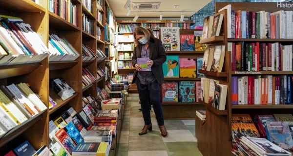 Mostramos nuestro compromiso con las librerías, agentes culturales y económicos fundamentales