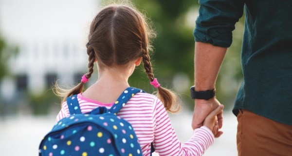 La Comunidad de Madrid abre el plazo de presentación de ofrecimientos para la adopción de menores