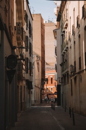 Crece en un 7% la oferta de vivienda temporal, pero suben los precios un 10%:  Los nuevos retos de los estudiantes a la hora de alquilar piso