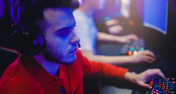 La Comunidad de Madrid organiza el segundo torneo de videojuegos eSports en nueve bibliotecas públicas de la capital