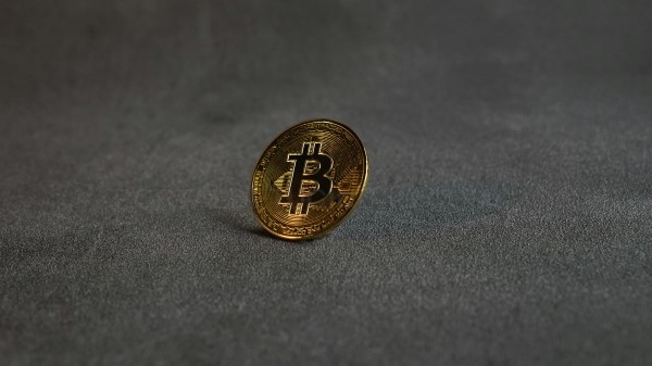 El inversor español que compra bitcoin en 2026: más joven, más metódico y menos especulador que hace dos años