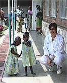 "COOPERACIÓN PARA EL DESARROLLO. EXPERIENCIA DE ENFERMERÍA EN UN HOSPITAL DE RWANDA" Isabel Casabona Martínez
