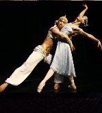 Ballet y Orquesta del Teatro Nacional de Brno -Raymonda-