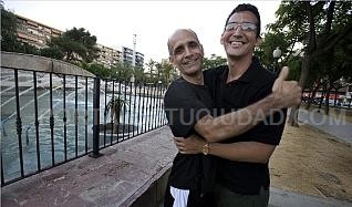 Abrazados a una nueva vida