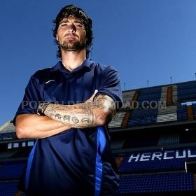 "No voy a cambiar mi juego por un entrenador"