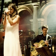 "SAKIE LOOPEZ Y ANGIE SÁNCHEZ EN CONCIERTO", "Rainbow" Live Music