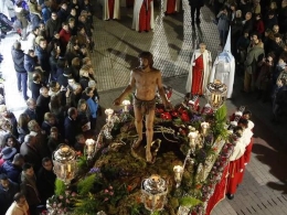JUEVES SANTO Procesión del Cristo despojado, Cristo camino del Calvario y Ntra Sra de la Amargura