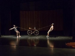 Frères Troubouch. L'espectacle