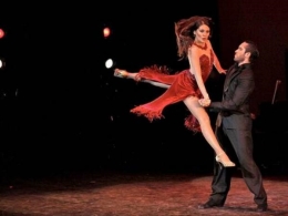 Tango a la luz de la luna