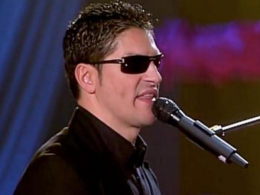 SERAFÍN ZUBIRI Recuerda A NINO BRAVO CON LA BANDA SINFÓNICA DE ARROYO DE LA ENCOMIENDA