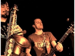 Ebri Knight y Talco