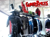 Tienda de motos en superbykes,cazadora de moto,botas de moto,cambio de aceite valladolid