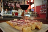 Bar y Jamonería Sarmiento