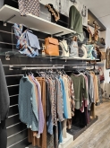 BLANCO & NEGRO - Tienda de Ropa Low Cost en Valladolid