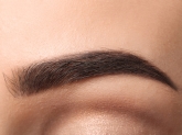 Extensión de pestañas y cejas Valladolid - PESTAÑ'ARTE