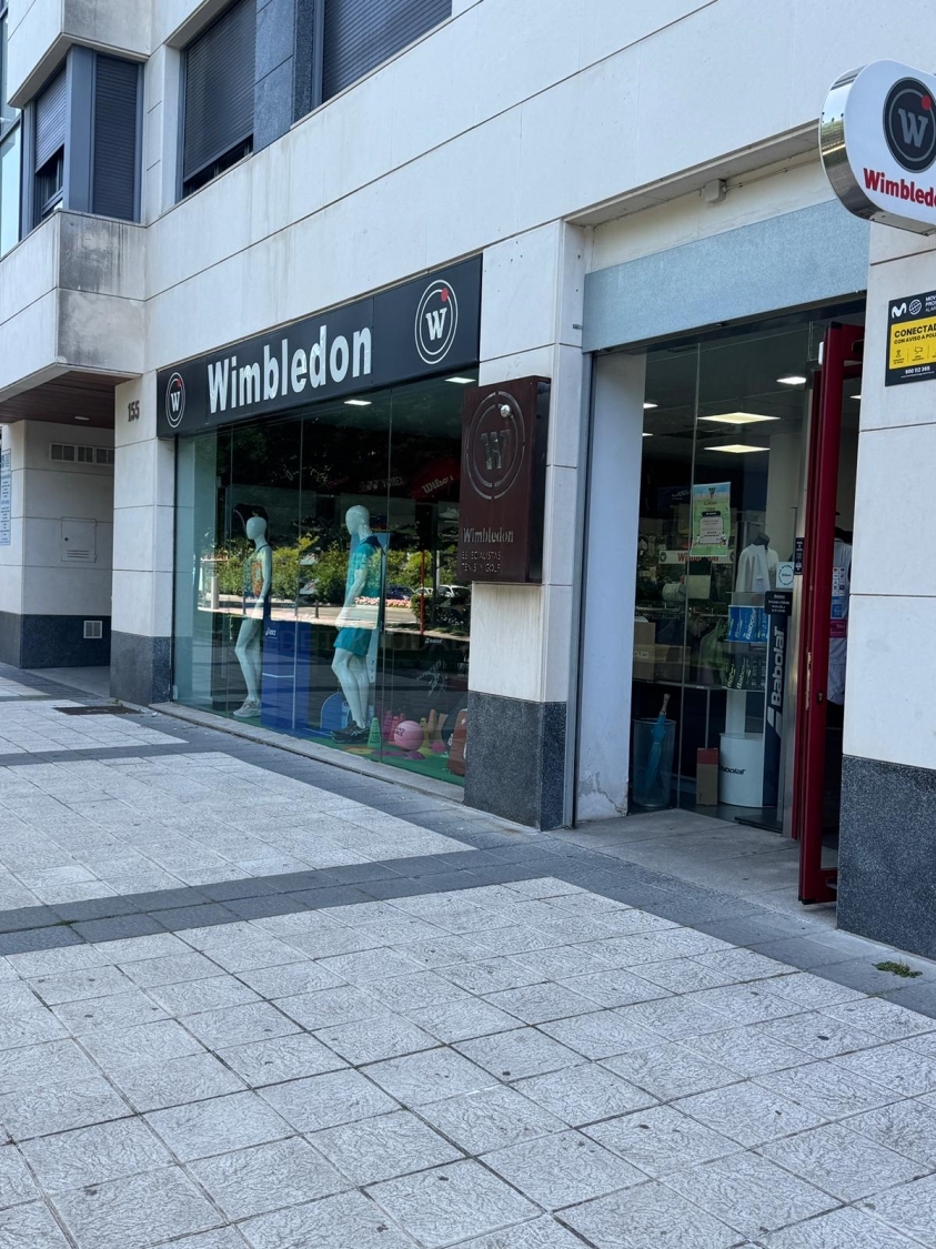 Tienda de Tenis y Pádel en Valladolid - Asesoramiento Experto - Wimbledon