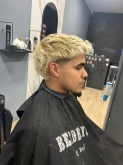 Dark Studio: Tu Barbería en Valladolid Especialista en Degradados y Cuidado Masculino