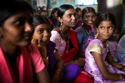En el Día Internacional de la Mujer la FVF señala el suicidio como la principal causa de muerte entre las mujeres indias