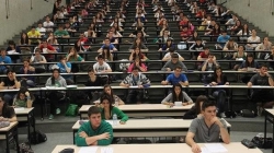 El Consejo Social de la UVA ha destinado 98.000 euros para becar casi un centenar de trabajos de investigación