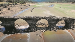 El escaso agua de los 18 embalses del Duero cabría en el pantano de Riaño