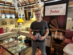 El escritor Juan Gómez-Jurado, nuevo director de El  Ateneo de Protos