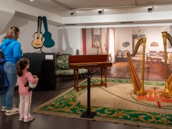 Últimos días para visitar en la Casa Revilla la exposición ‘De la palabra a la música’