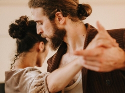 Lali Ayguadé transforma las ‘runas’ del recuerdo en movimiento y danza en el LAVA