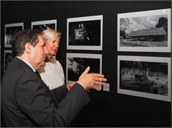 La casa de Colón acerca a Valladolid la identidad y las tradiciones de la comunidad peruana shipibo-konibo a través de la fotografía de David Díaz