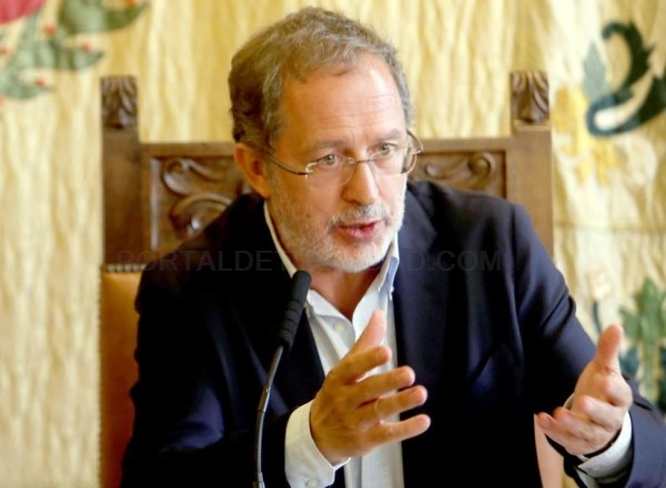 Manuel Saravia se reúne este miércoles con representantes de Adif para tratar la refinanciación de la deuda