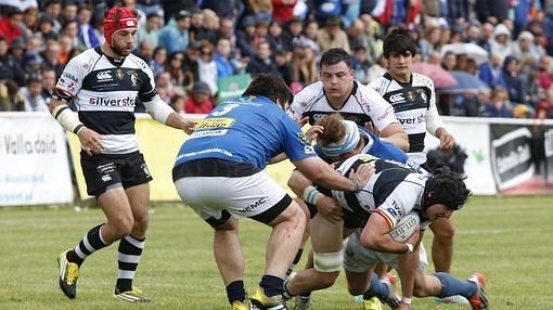 El Salvador consigue el doblete y se impone también en la Liga