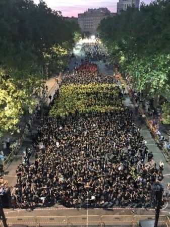 Valladolid, a por el Guinness de desenvolver piruletas