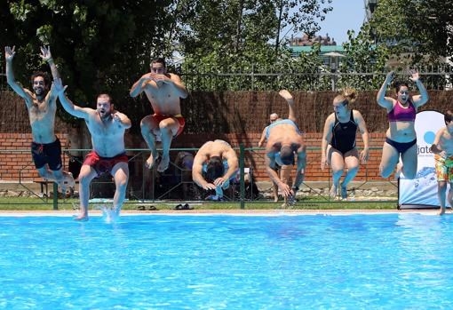 Esclerosis Múltiple: todos al agua por una buena causa