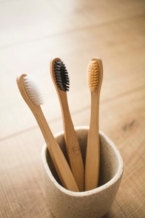 ¡Sonríe con Confianza! La Importancia de la Higiene Bucodental Anual - Dentistas Valladolid