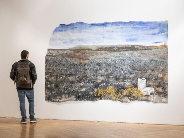 Últimos días para visitar las muestras ‘También los dioses habitaron estas tierras’ en la sala de exposiciones de La Pasión y ‘El show de Agatha Chris