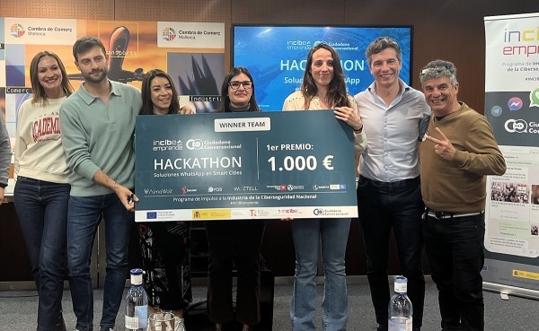 Palma lidera la innovación urbana: WhatsApp para resolver el reto de los residuos y el turismo