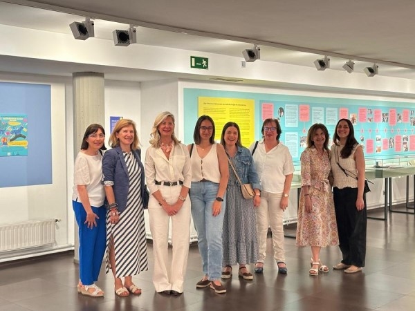 Las bibliotecas municipales de Valladolid celebran más de cuatro décadas como motor cultural y punto de en-cuentro ciudadano con una exposición en la