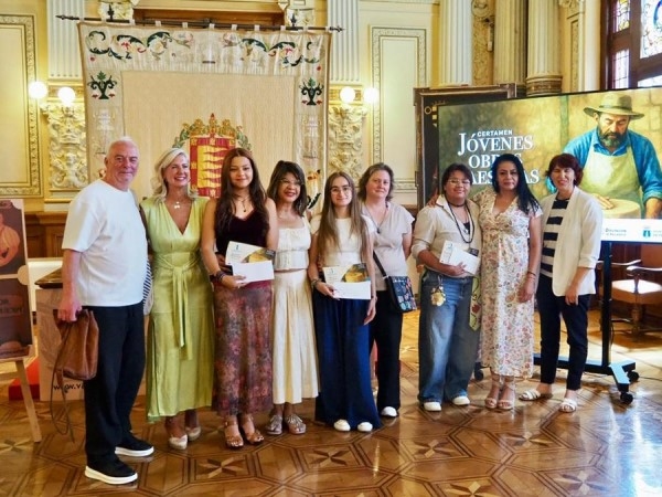 El Ayuntamiento de Valladolid acoge la entrega de premios de la primera edición del certamen artístico “Jóvenes Obras Maestras”